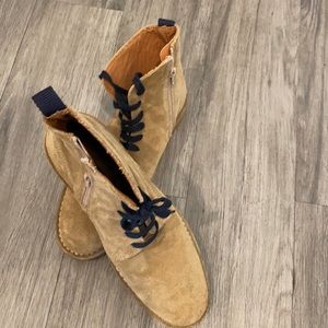 Steve Madden Tan Ankle Boot